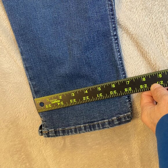 Lee Womens Capri Jeans 16M Blue Denim Machine Washable Comfortable & Stylish Fit - Picture 6 of 13